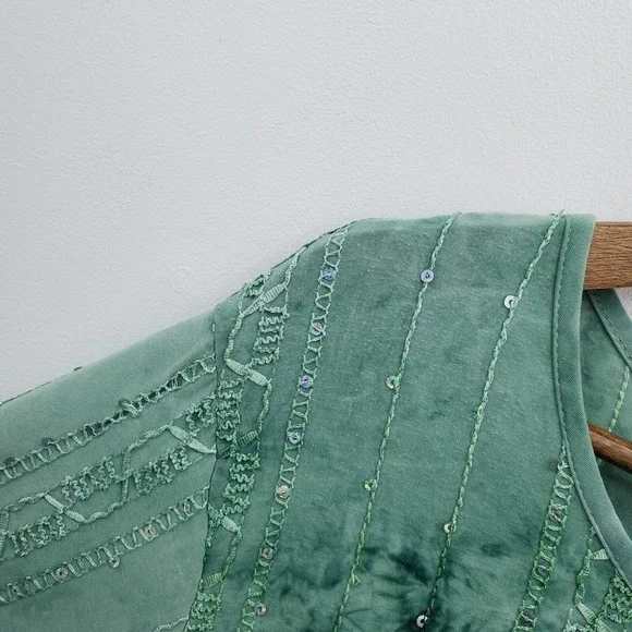 Sami & Jo Green Sequin Embellished Twist Front Blouse Womens Size 1X Plus Top - Picture 8 of 14